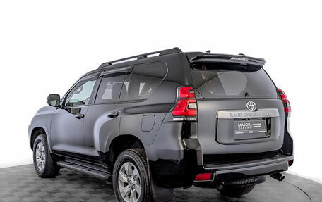Toyota Land Cruiser Prado 150 рестайлинг 2, 2021 год, 4 720 000 рублей, 7 фотография