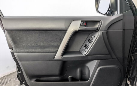 Toyota Land Cruiser Prado 150 рестайлинг 2, 2021 год, 4 720 000 рублей, 19 фотография