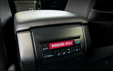 Toyota Land Cruiser Prado 150 рестайлинг 2, 2021 год, 4 720 000 рублей, 28 фотография