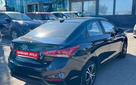 Hyundai Solaris II рестайлинг, 2017 год, 1 250 000 рублей, 2 фотография