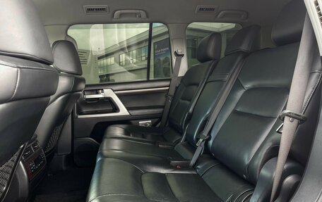 Toyota Land Cruiser 200, 2017 год, 5 947 000 рублей, 10 фотография