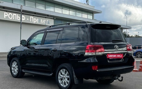 Toyota Land Cruiser 200, 2017 год, 5 947 000 рублей, 7 фотография