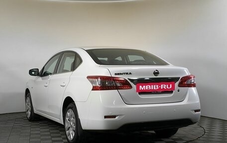 Nissan Sentra, 2015 год, 950 000 рублей, 6 фотография