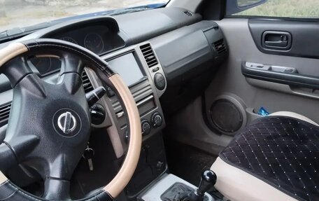 Nissan X-Trail, 2005 год, 670 000 рублей, 5 фотография