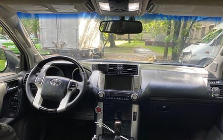 Toyota Land Cruiser Prado 150 рестайлинг 2, 2011 год, 2 950 000 рублей, 8 фотография