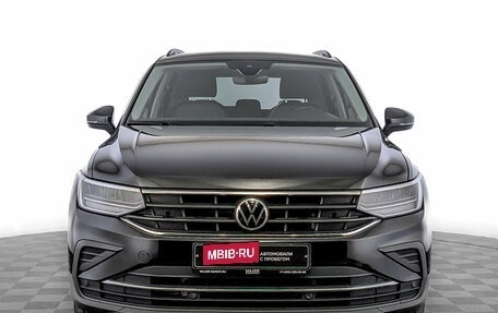 Volkswagen Tiguan II, 2021 год, 3 150 000 рублей, 2 фотография