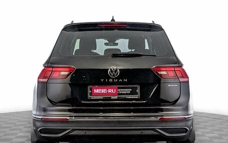 Volkswagen Tiguan II, 2021 год, 3 150 000 рублей, 6 фотография