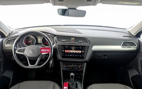 Volkswagen Tiguan II, 2021 год, 3 150 000 рублей, 14 фотография