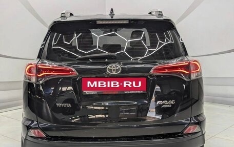 Toyota RAV4, 2017 год, 2 100 000 рублей, 6 фотография