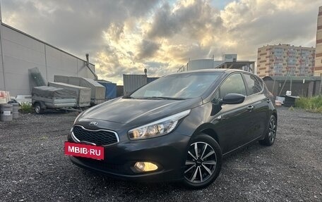 KIA cee'd III, 2015 год, 1 000 000 рублей, 2 фотография