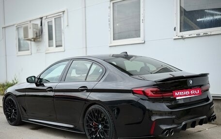 BMW 5 серия, 2017 год, 2 690 000 рублей, 3 фотография