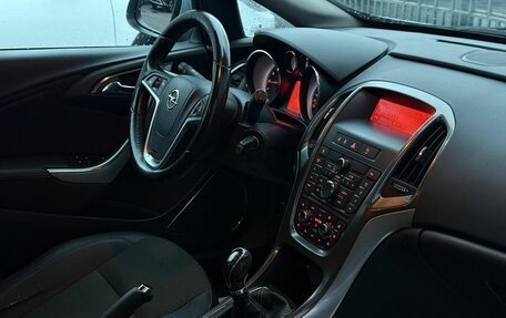 Opel Astra J, 2011 год, 620 000 рублей, 12 фотография