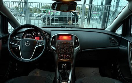 Opel Astra J, 2011 год, 620 000 рублей, 13 фотография