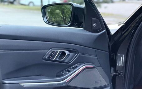 BMW 3 серия, 2019 год, 3 100 000 рублей, 12 фотография