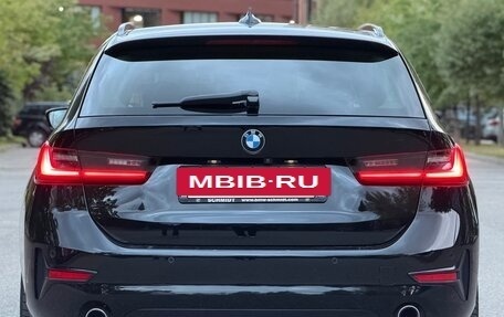 BMW 3 серия, 2019 год, 3 100 000 рублей, 30 фотография