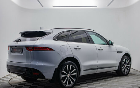 Jaguar F-Pace, 2018 год, 2 620 000 рублей, 5 фотография