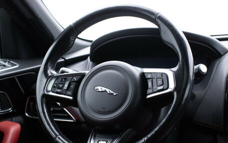Jaguar F-Pace, 2018 год, 2 620 000 рублей, 15 фотография
