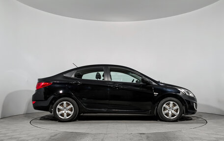 Hyundai Solaris II рестайлинг, 2012 год, 820 000 рублей, 4 фотография