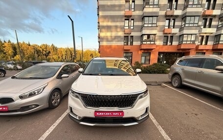 KIA Carnival, 2020 год, 3 700 000 рублей, 1 фотография