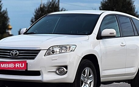 Toyota RAV4, 2011 год, 1 450 000 рублей, 2 фотография