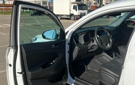 Hyundai Tucson III, 2017 год, 2 200 000 рублей, 6 фотография