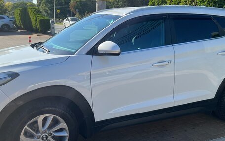 Hyundai Tucson III, 2017 год, 2 200 000 рублей, 3 фотография