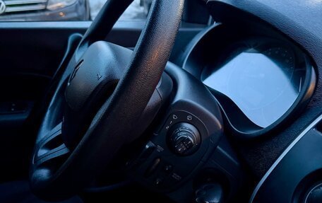 Renault Kangoo II рестайлинг, 2015 год, 1 300 000 рублей, 20 фотография