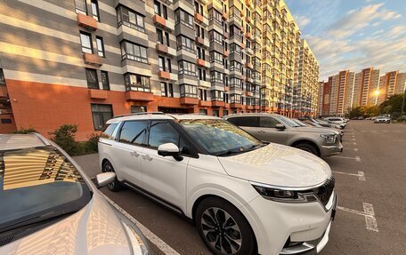KIA Carnival, 2020 год, 3 700 000 рублей, 2 фотография