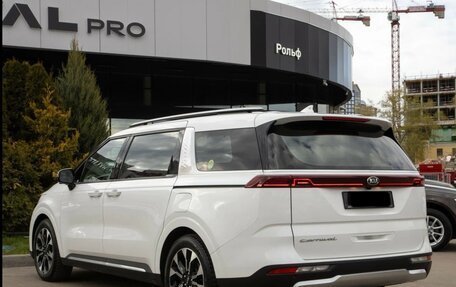 KIA Carnival, 2020 год, 3 700 000 рублей, 17 фотография