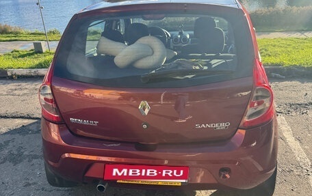 Renault Sandero I, 2011 год, 700 000 рублей, 6 фотография