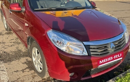 Renault Sandero I, 2011 год, 700 000 рублей, 3 фотография