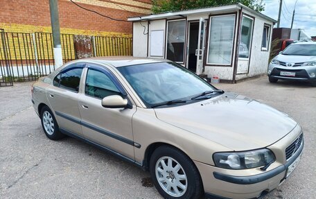 Volvo S60 III, 2001 год, 520 000 рублей, 2 фотография