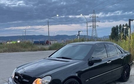 Mercedes-Benz C-Класс, 2004 год, 750 000 рублей, 3 фотография