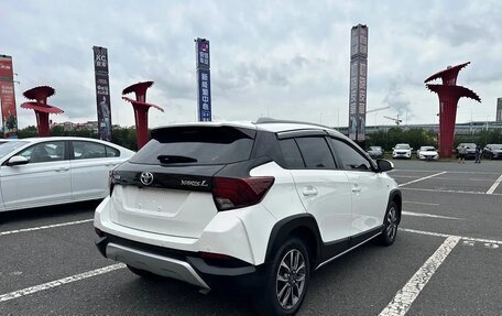 Toyota Yaris XP150 рестайлинг, 2023 год, 1 119 000 рублей, 5 фотография