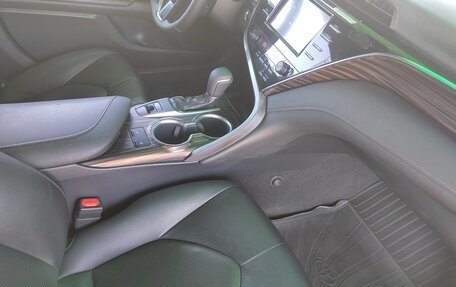 Toyota Camry, 2019 год, 2 649 000 рублей, 7 фотография