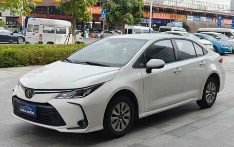 Toyota Corolla, 2021 год, 2 259 000 рублей, 1 фотография