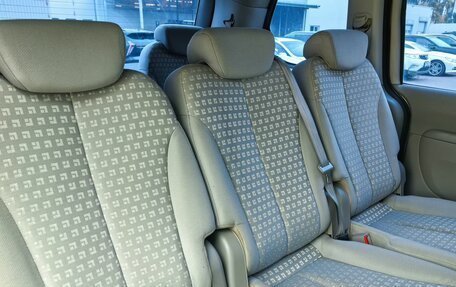 KIA Carnival III, 2009 год, 920 000 рублей, 13 фотография