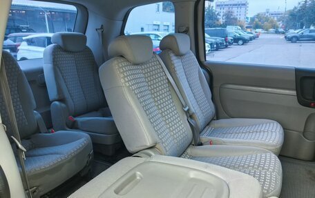 KIA Carnival III, 2009 год, 920 000 рублей, 15 фотография