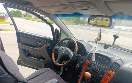 Lexus RX IV рестайлинг, 2001 год, 800 000 рублей, 10 фотография