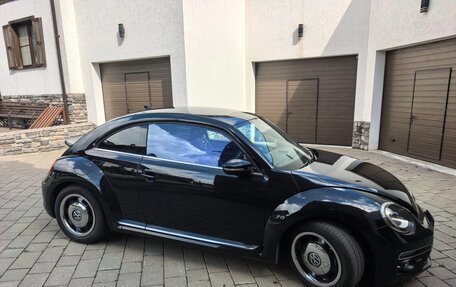 Volkswagen Beetle, 2018 год, 1 500 000 рублей, 9 фотография