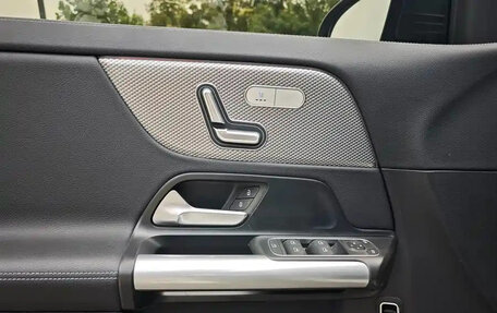 Mercedes-Benz GLA, 2022 год, 2 760 017 рублей, 21 фотография