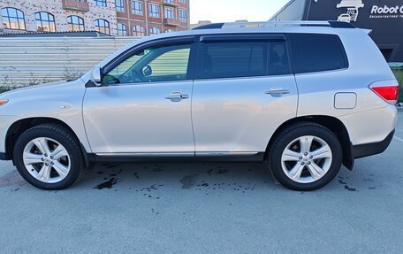 Toyota Highlander III, 2012 год, 1 960 000 рублей, 13 фотография