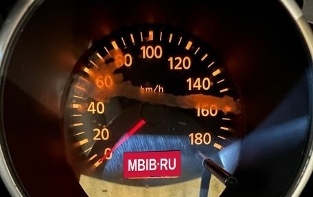 Nissan Wingroad III, 2003 год, 300 000 рублей, 22 фотография