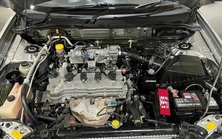 Nissan Wingroad III, 2003 год, 300 000 рублей, 32 фотография