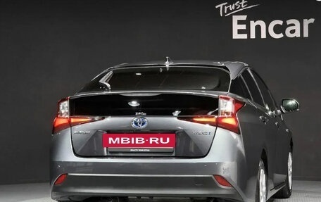 Toyota Prius IV XW50, 2022 год, 1 459 000 рублей, 4 фотография