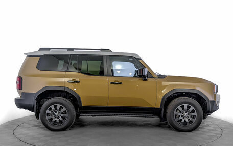 Toyota Land Cruiser Prado, 2024 год, 9 950 000 рублей, 4 фотография