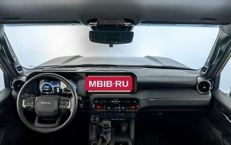 Toyota Land Cruiser Prado, 2024 год, 9 950 000 рублей, 14 фотография
