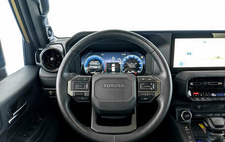 Toyota Land Cruiser Prado, 2024 год, 9 950 000 рублей, 22 фотография