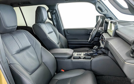Toyota Land Cruiser Prado, 2024 год, 9 950 000 рублей, 25 фотография