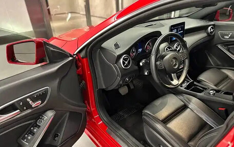 Mercedes-Benz CLA, 2018 год, 1 605 004 рублей, 13 фотография